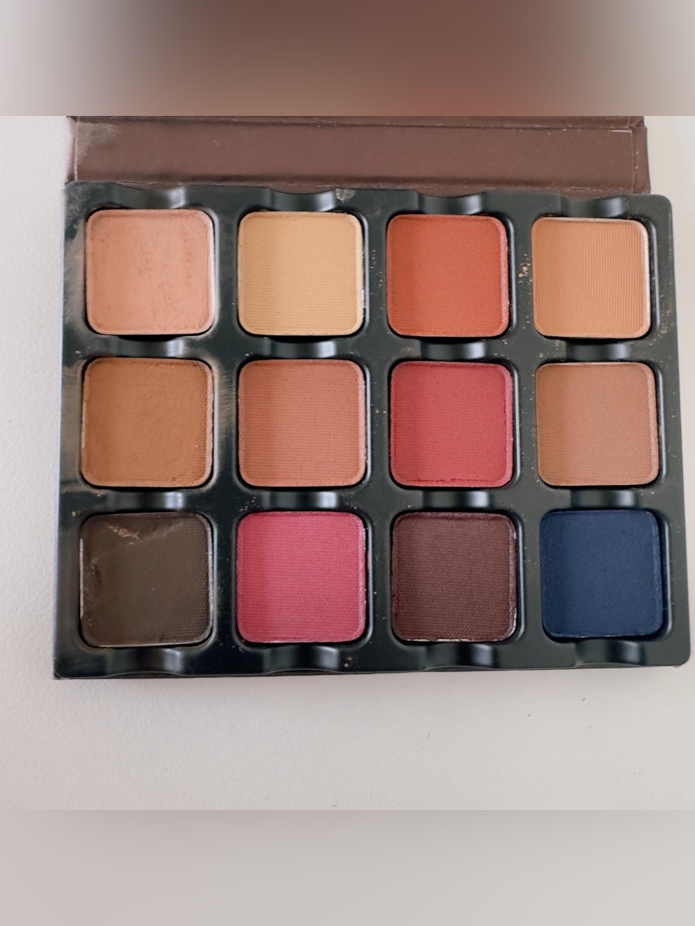 Viseart Petites Mattes Milieu Eyeshadow Palette